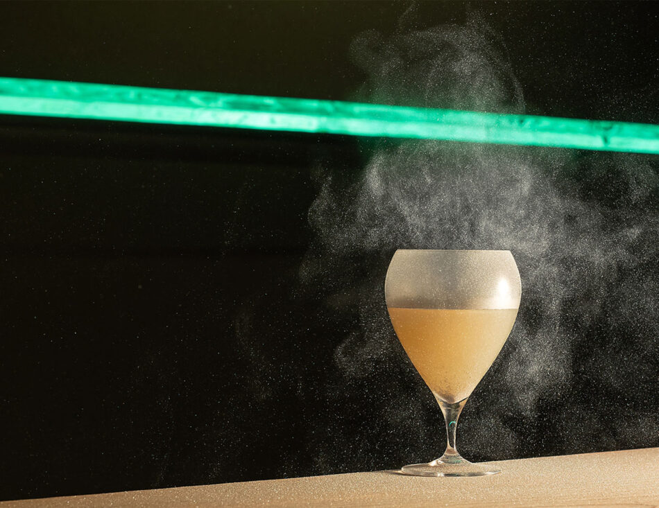 the BAR 真茶亭