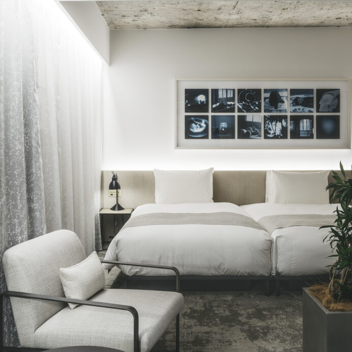 ROOM 12　SATOSHI HIROSE