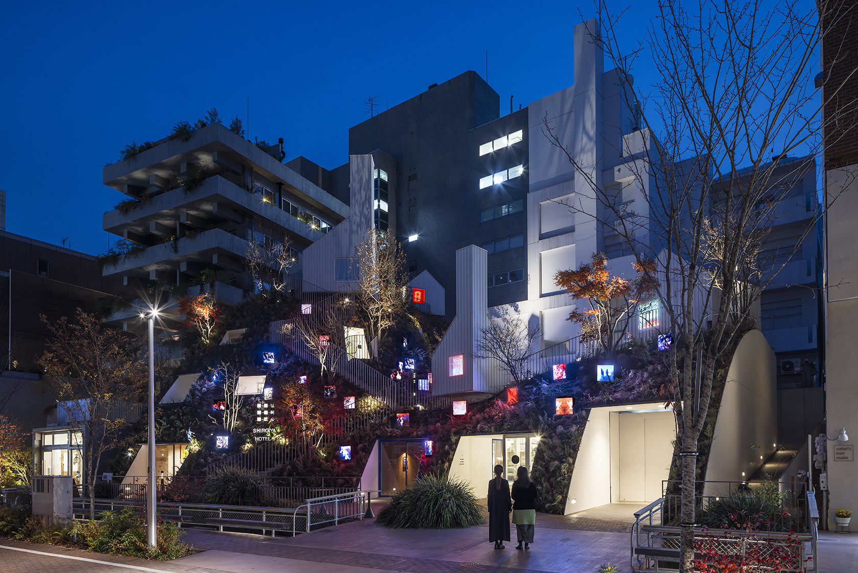 SHIROIYA HOTEL ART ILLUMINATION 2025 “Pulse of Lives” by Minka Ninagawa with EiM Until January 12 (Mon), 2026