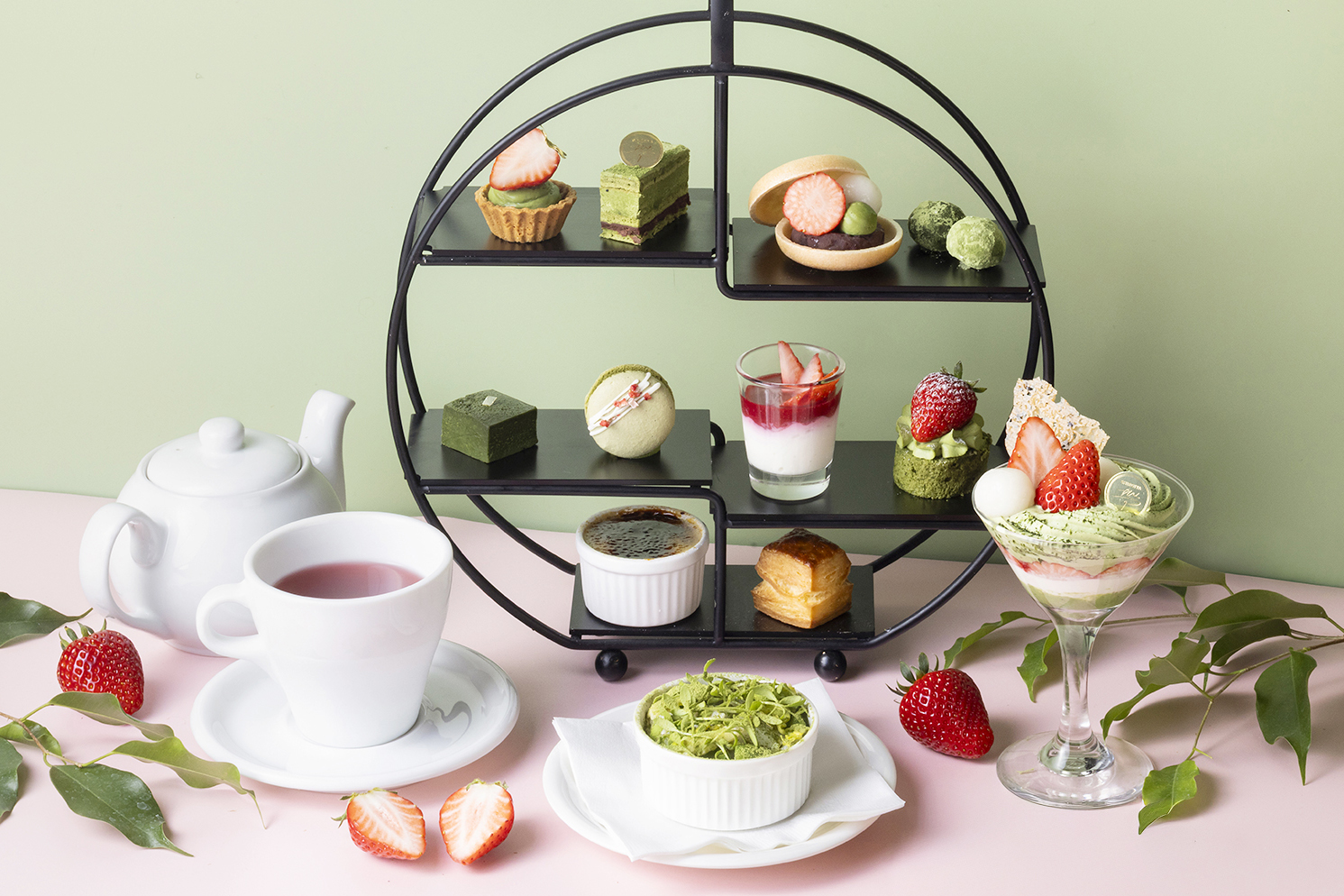 2026.4.1(水) 〜5.31(日)　苺と抹茶のアフタヌーンティー